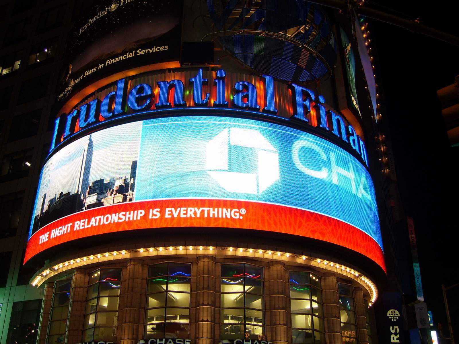 WHY THE PRICES SO DIFFERENT IN THE SAME PIXEL PITCH LED DISPLAY FROM DIFFERENT MANUFACTURERS