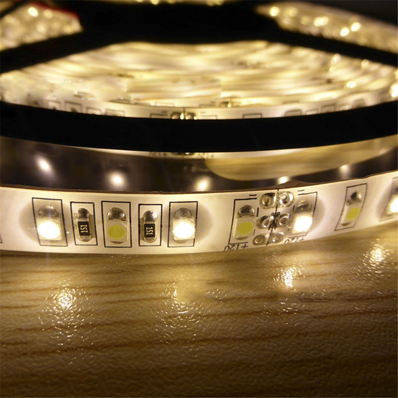 Lumonic LED Strip 5m Kalt-Weiß 6000K LED Leiste 12V IP20 600LEDs 120 LED/m  SMD2835 I LED Streifen I LED Stripe 500cm, LED Band, LED Lichtband