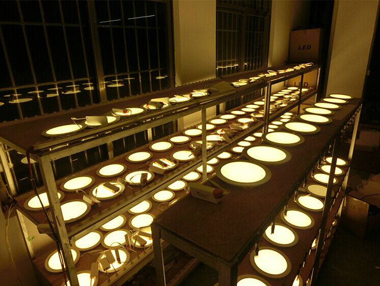 White Trim LED Panel Light 10mm Thick Round Shape Low Profile Recessed Ceiling Panel Lamp 100-240 V AC